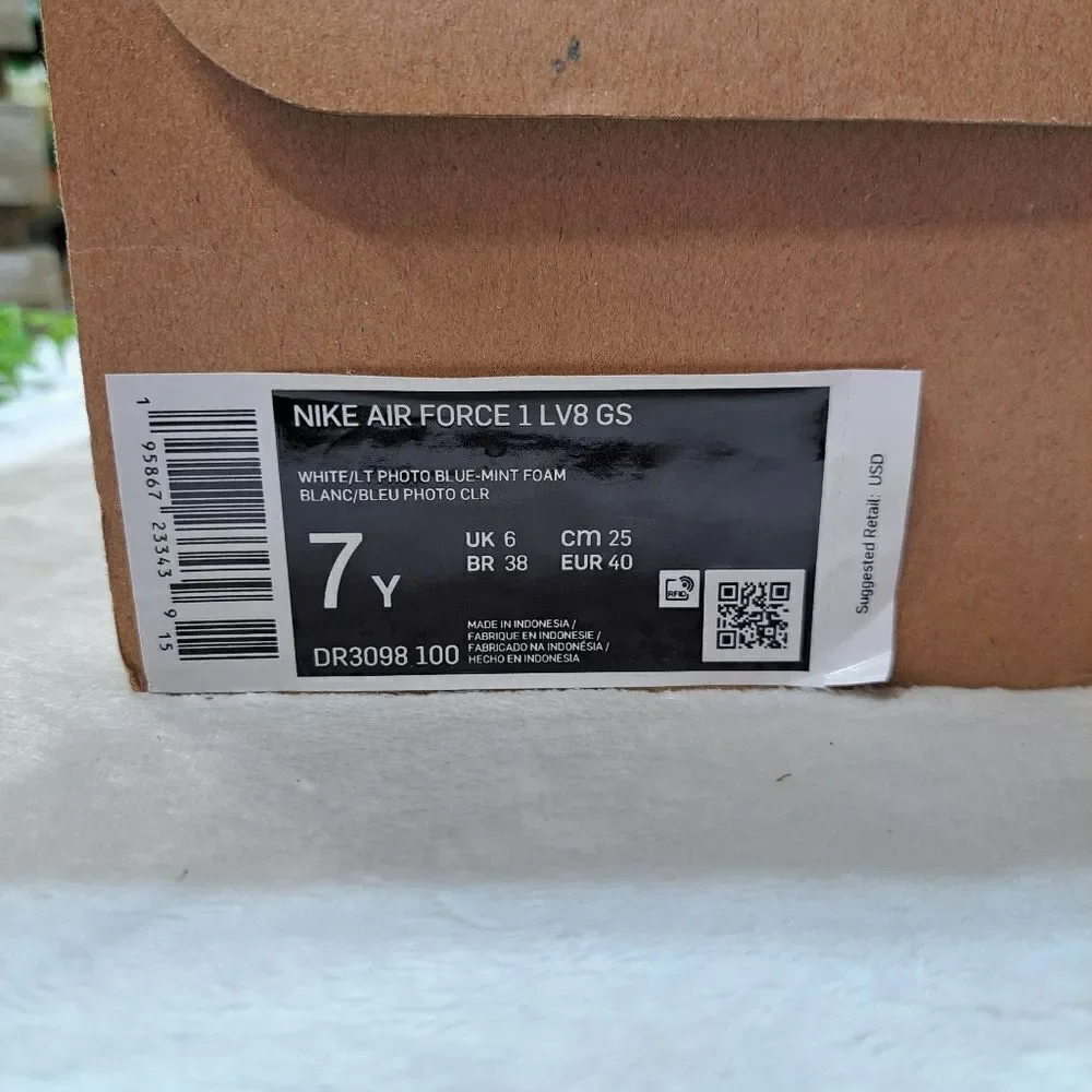 Nike Air Force 1 LV8 GS